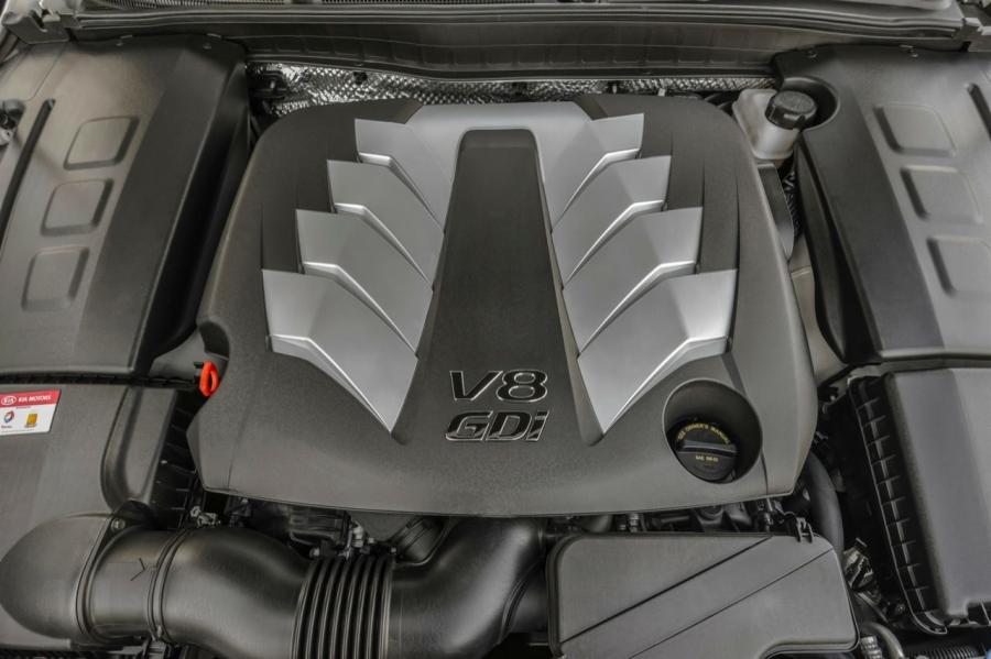  Kia K900 2015 года  (фото 7 из 21)